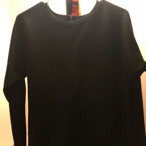 Long sleeve comfy sweatshirt type material top